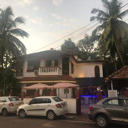 Big Daddy'S Inn Candolim Εξωτερικό φωτογραφία