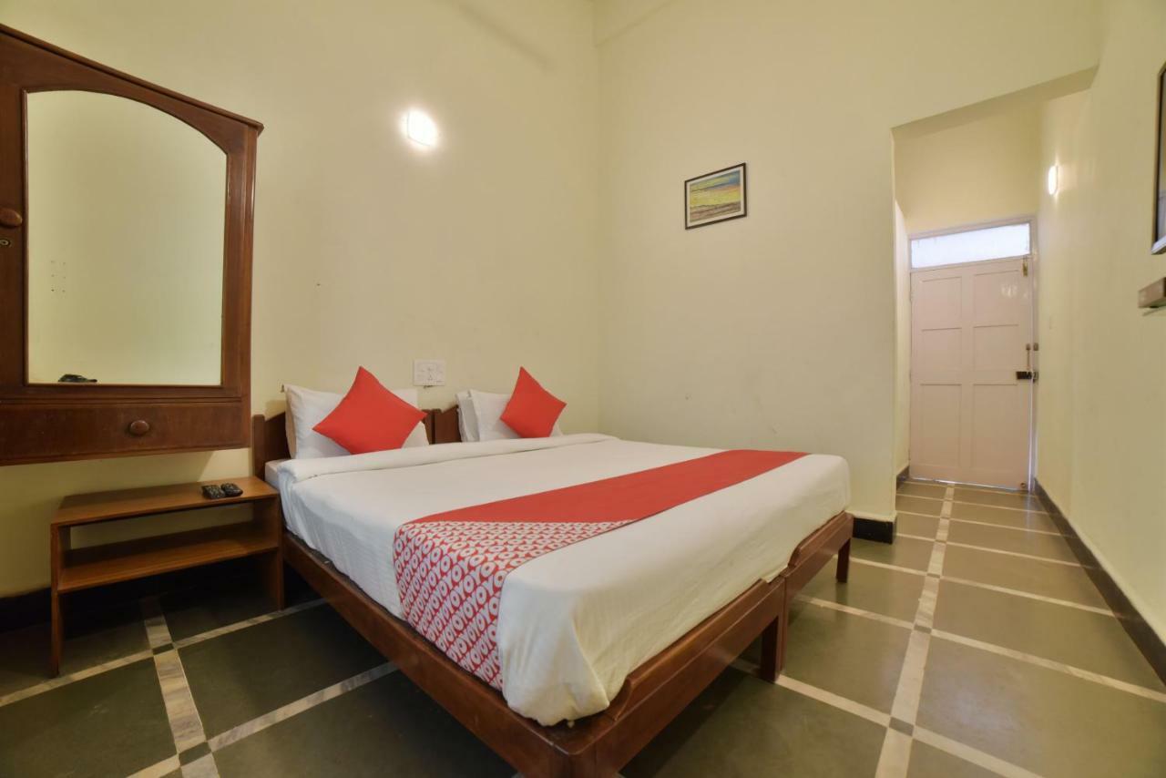 Big Daddy'S Inn Candolim Εξωτερικό φωτογραφία