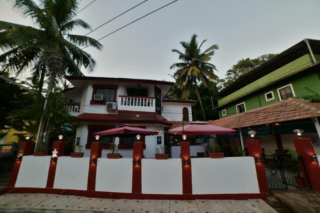 Big Daddy'S Inn Candolim Εξωτερικό φωτογραφία